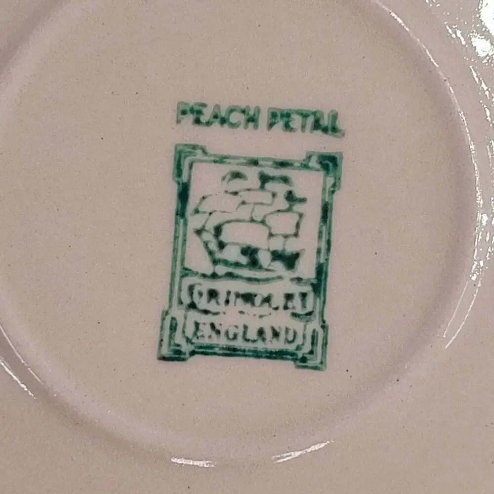 Grindley peach petal